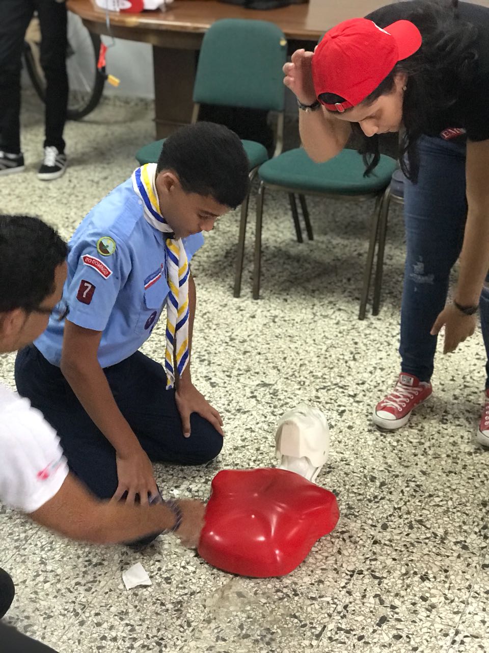 EMIG-INTEC capacita a grupo de Boy Scouts sobre primeros auxilios – LA ...