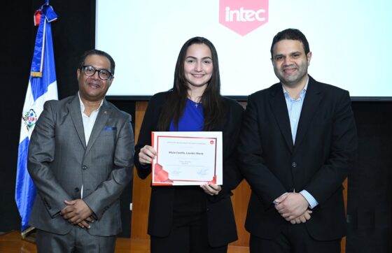 INTEC gradúa 31 egresados en concentraciones del Área de Economía y Negocios
