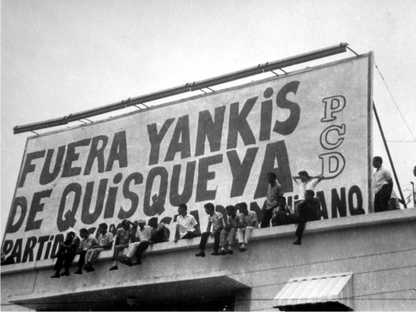 fuera-yankis-de-quisqueya-revolucion-de-abril Instituto Tecnológico de Santo Domingo - Estudiantes