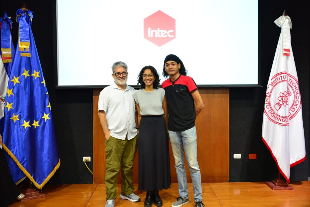 Estudiantes-de-Cine-de-INTEC-realizan-cortometraje-documental-sobre-la-realidad-del-sargazo-en-RD-1024x683 Instituto Tecnológico de Santo Domingo - Inicio