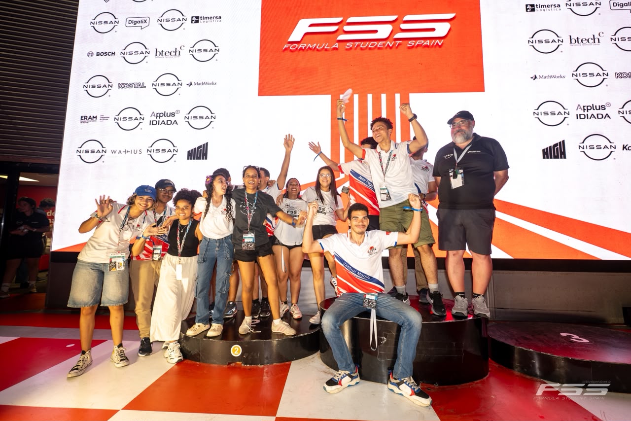 Apolo 27 GT de INTEC hace historia para República Dominicana en la competencia Formula Student Spain
